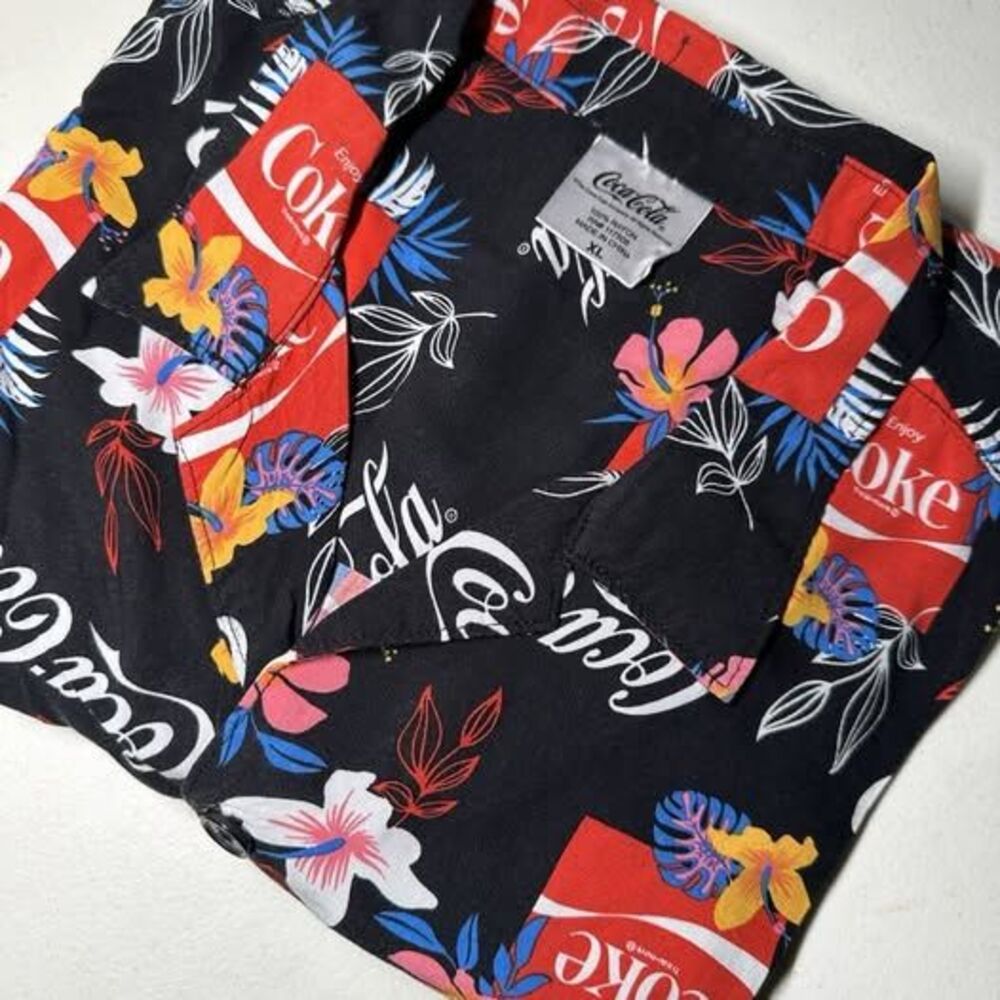 Coca-Cola Black Floral All-Over Print Button-Down Hawaiian Shirt XL Rayon
